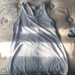 workout tank top